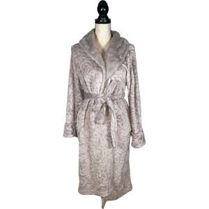 DAYDREAM by Berkshire Homes Beige Fluffy Robe        Size: S